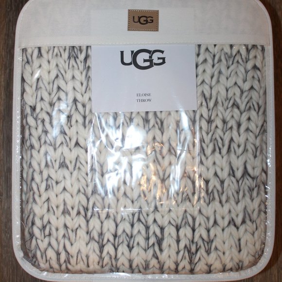 UGG ELOISE CHUNKY KNIT THROW 50 X 70‎ DENIM - Picture 1 of 5